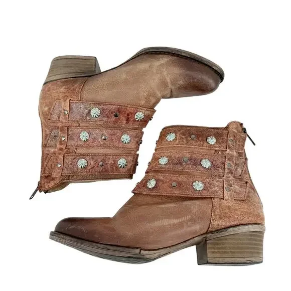 Circle G Corral Western Boots Studded Brown Leather Cowgirl Boots 7.5 Distressed - Picture 3 of 9